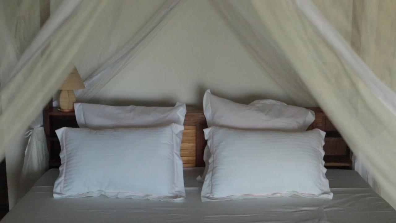 Le Transat Bed and Breakfast Ambatoloaka  Exteriör bild